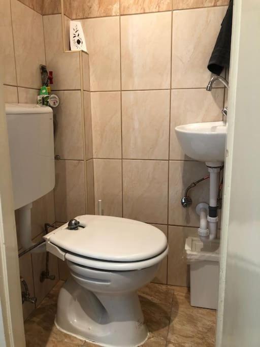 Apartment Buda Danube New Renovated Balcony Budapest